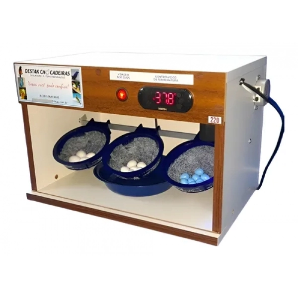 Chocadeira Compacta Para Pássaros Com 3 Ninhos